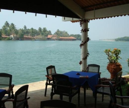 Ganga Garden Hotel เบอร์อูวาลา ภายนอก รูปภาพ