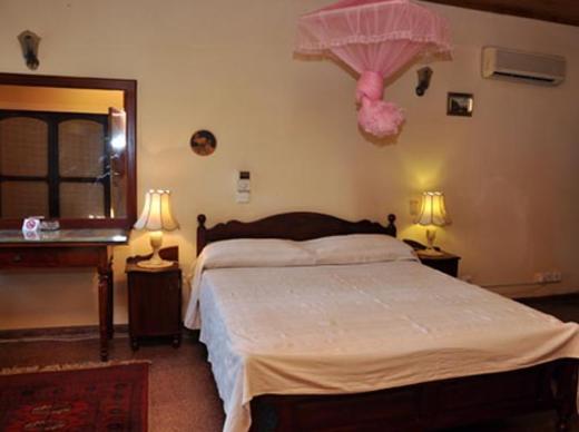 Ganga Garden Hotel เบอร์อูวาลา ห้อง รูปภาพ